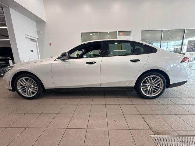 2024 BMW 530i