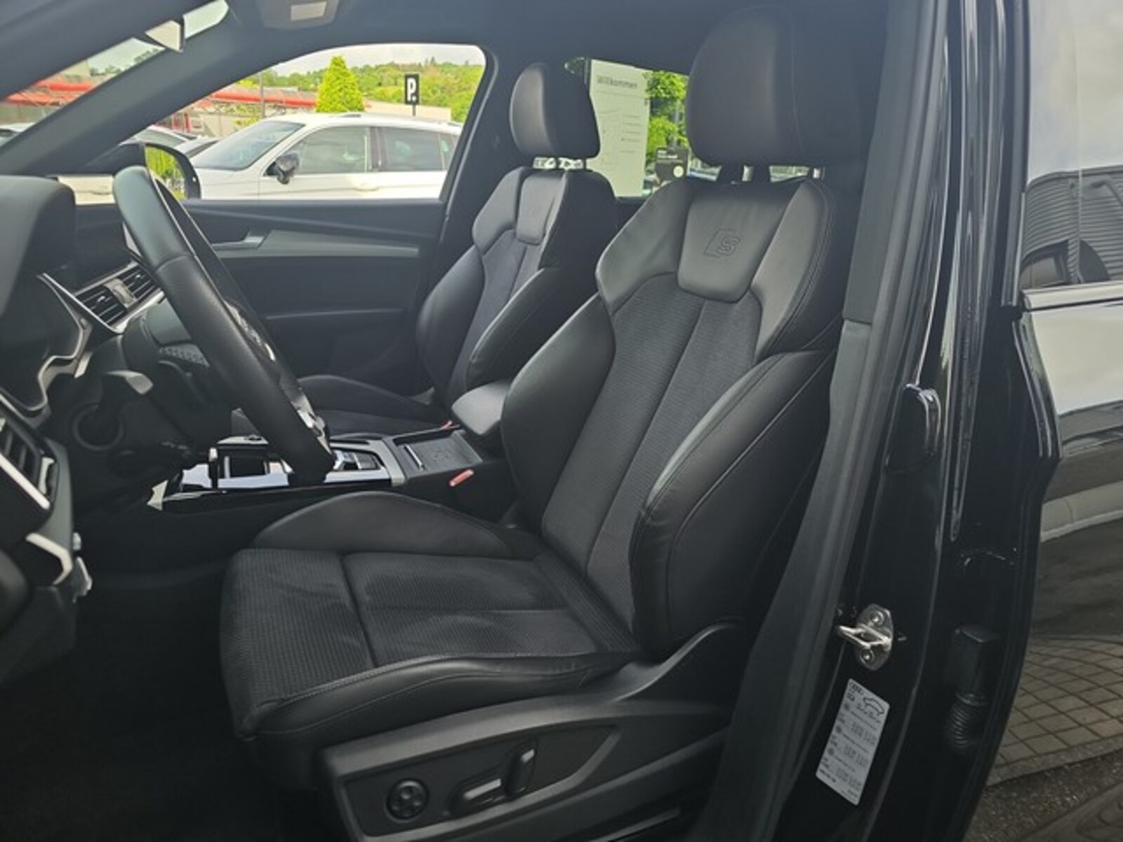 Audi SQ5 – Bild 22