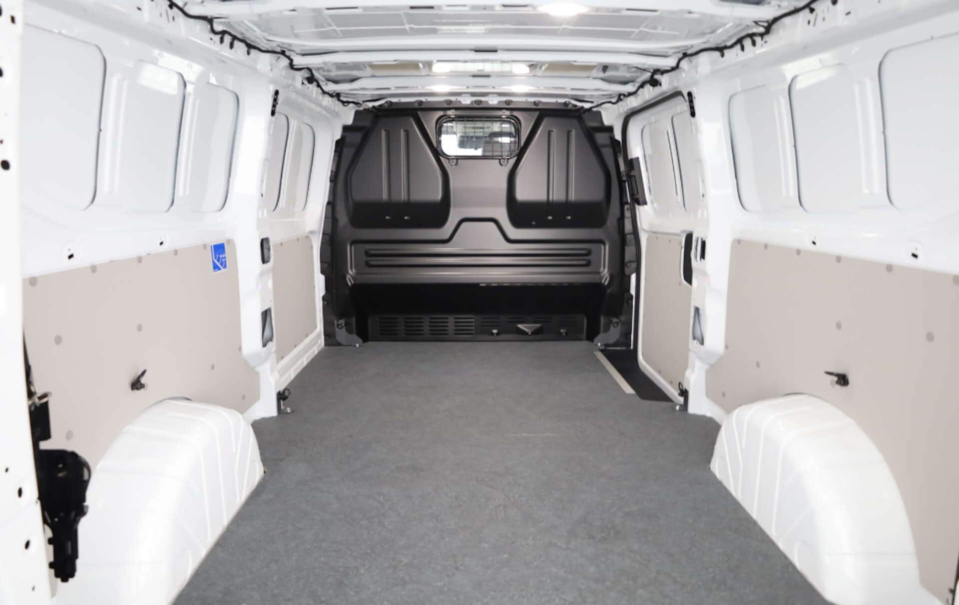 Volkswagen Transporter Kasten langer Radstand