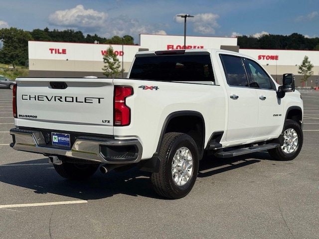 2024 Chevrolet Silverado 2500HD LTZ - Photo 6