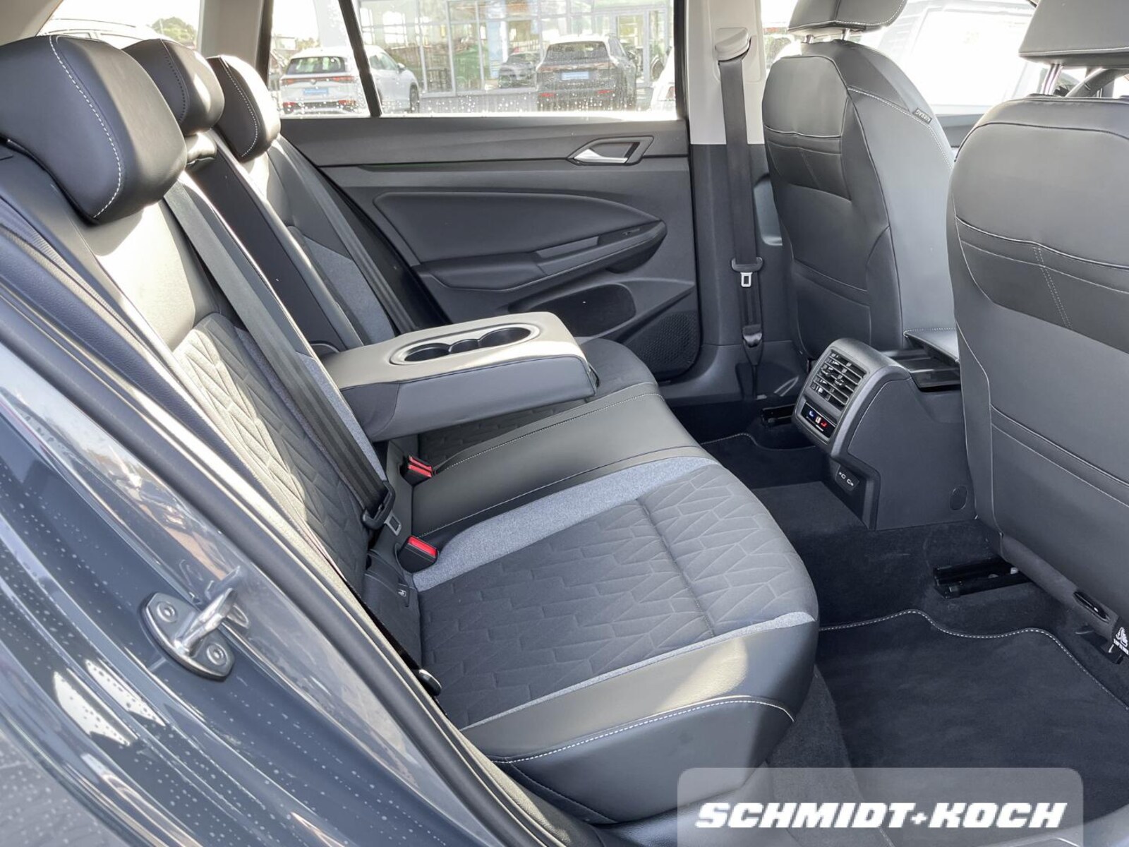 Volkswagen Golf Variant – Bild 12