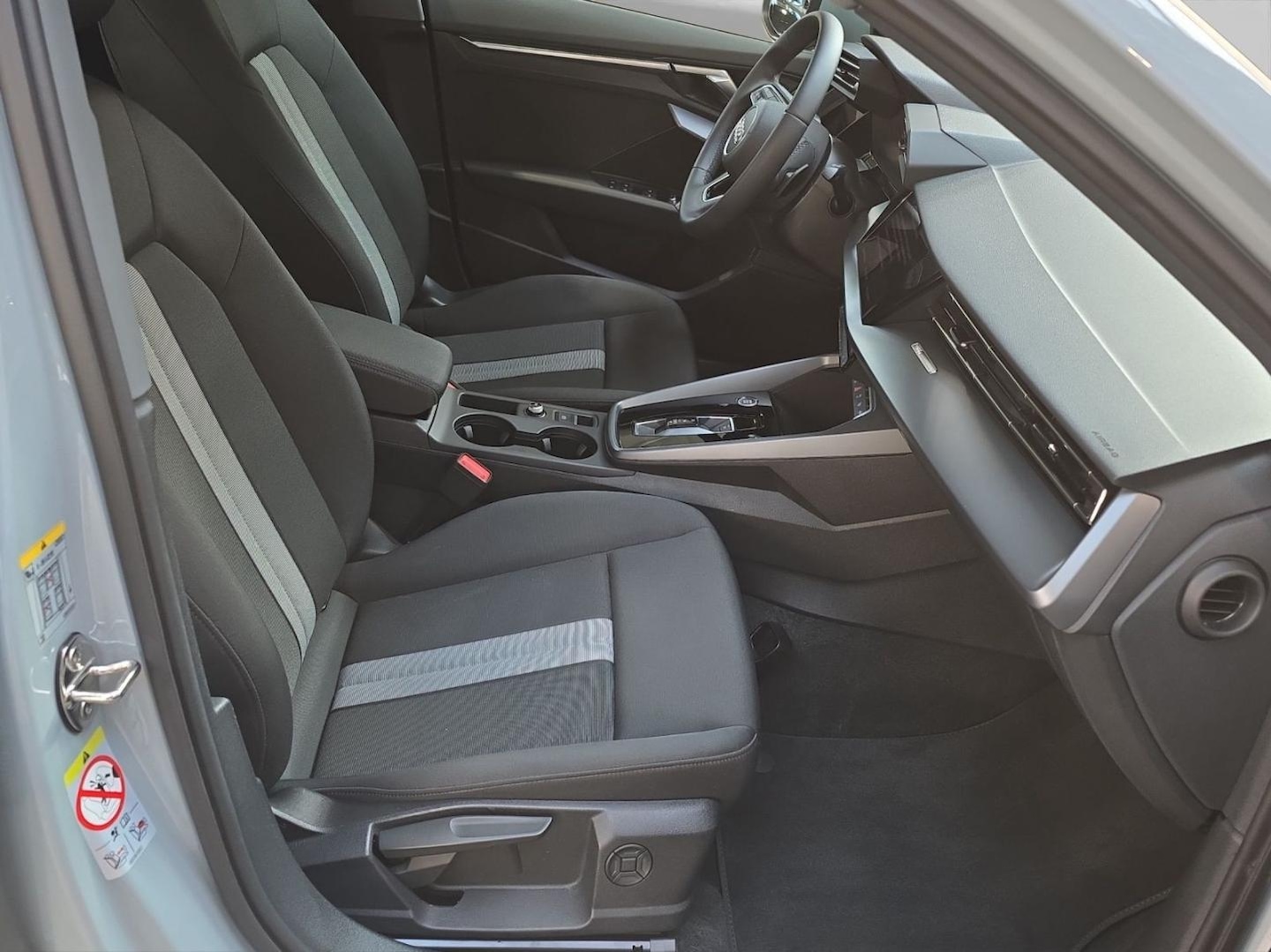 Bild über Audi A3 Sportback advanced 35 TDI S tronic - für weitere Informationen kontaktieren Sie den Audi Partner