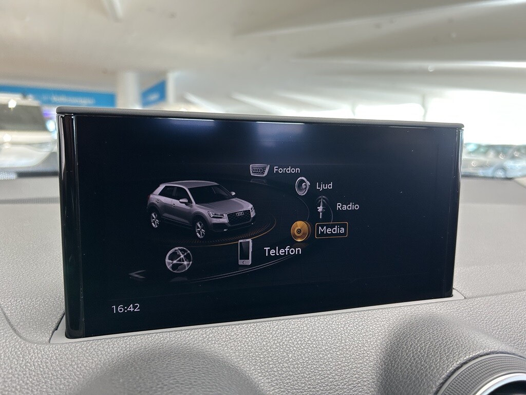 Bild som visar&nbsp;Audi Q2&nbsp;Q2 35 TFSI Proline 150 hk S tronic - för mer information kontakta din Audi Partner