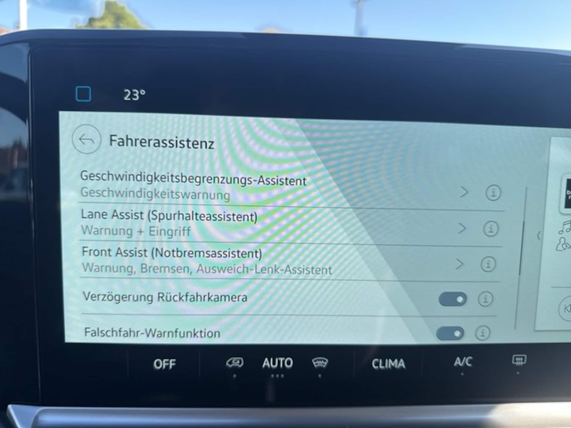 Volkswagen Caravelle Life