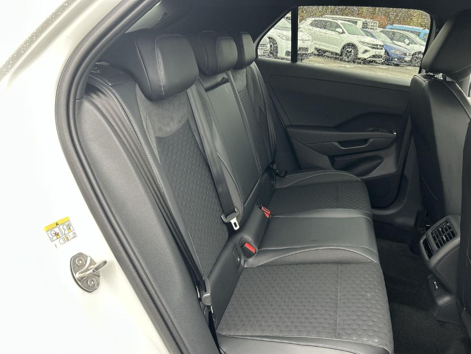 Volkswagen T-Roc – Bild 21
