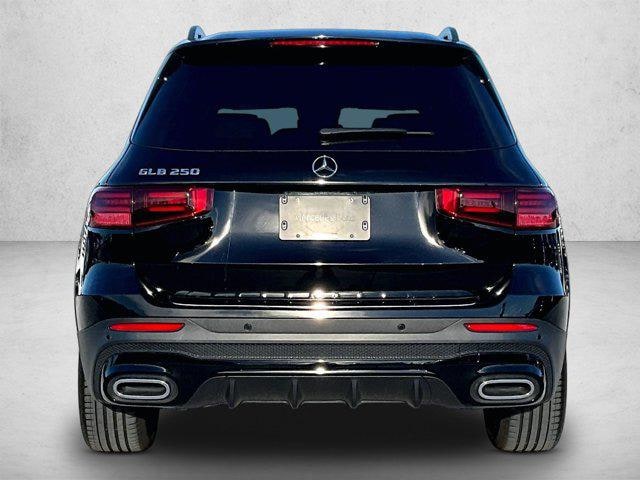 2024 Mercedes-Benz GLB 250