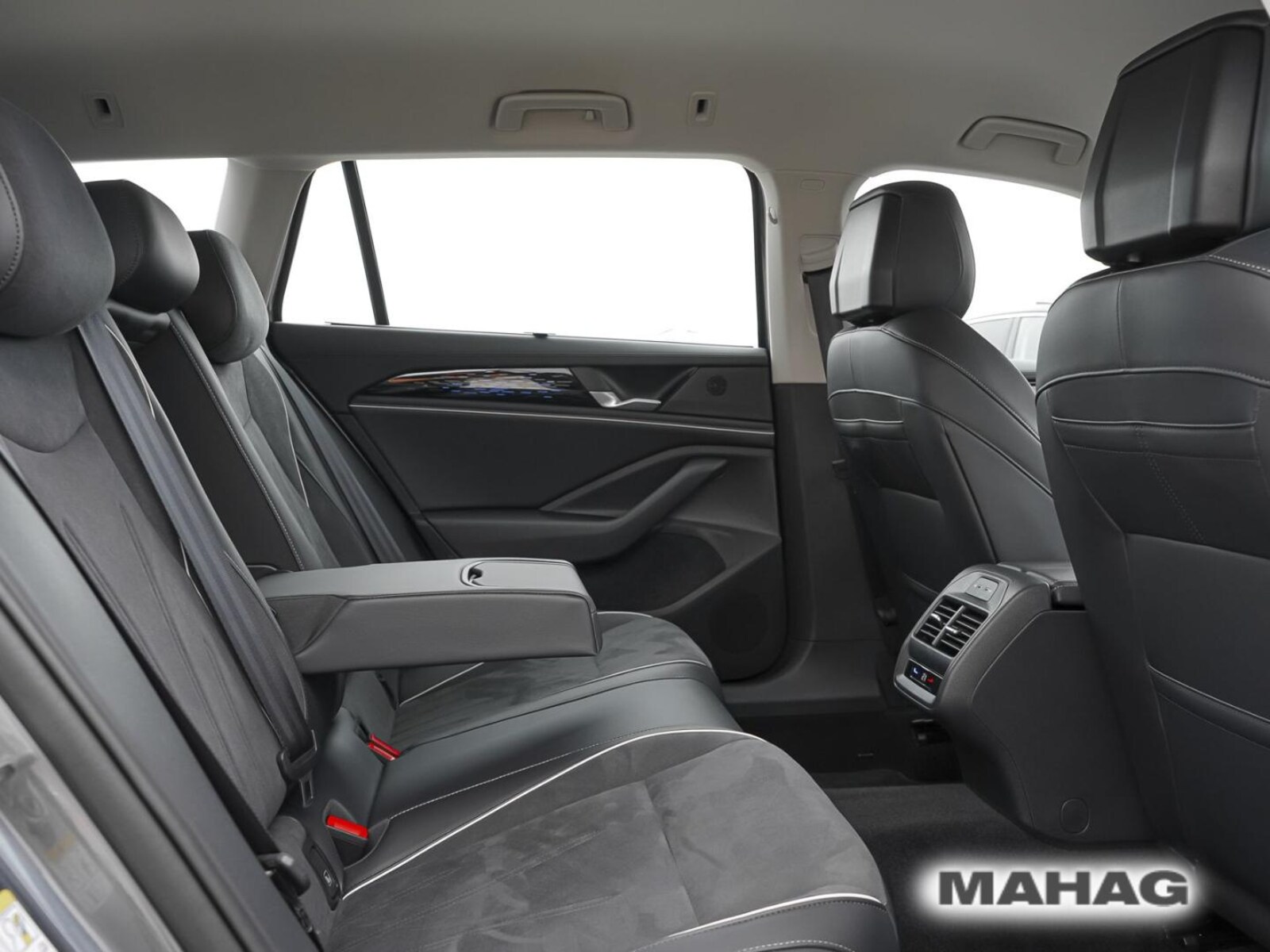 Volkswagen Passat – Bild 15