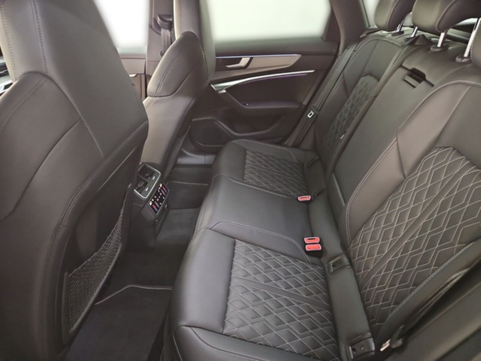 Audi S6 Avant – Bild 10