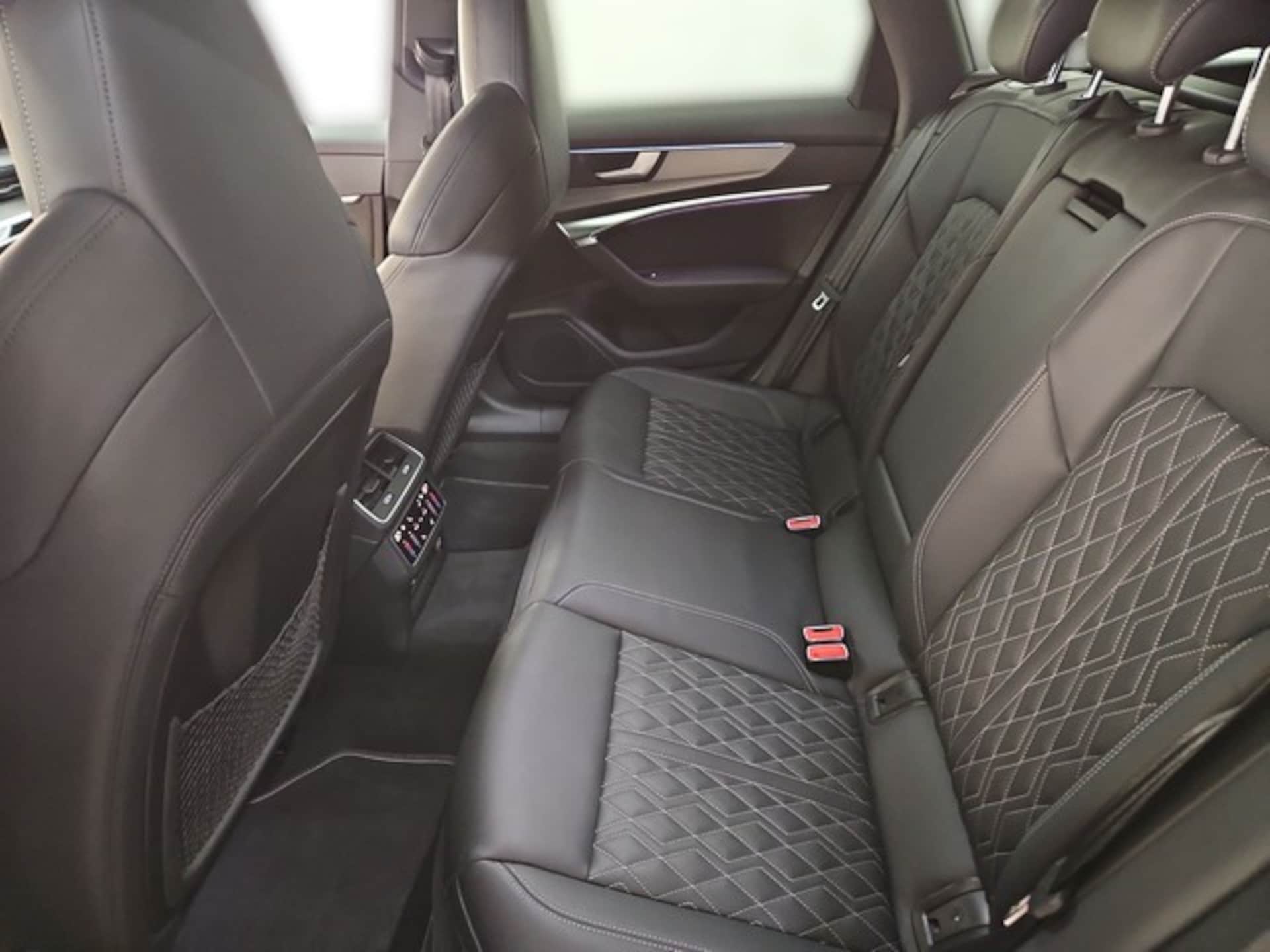 Audi S6 Avant