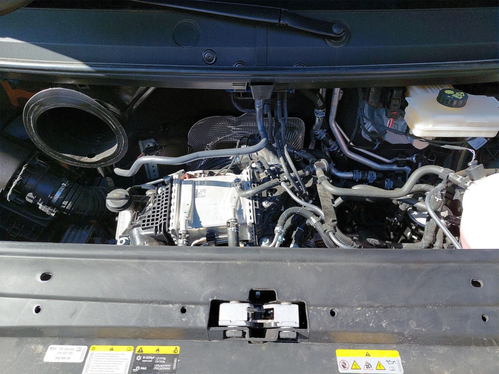 Volkswagen Crafter Kasten mittlerer Radstand – Bild 11