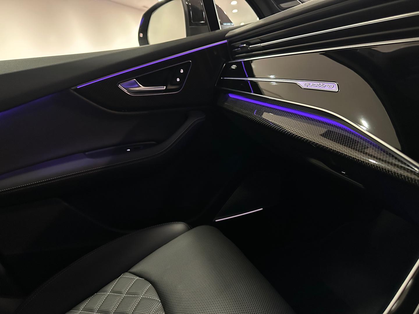Image about Audi SQ7 SQ7 TFSI 373 kW tiptronic