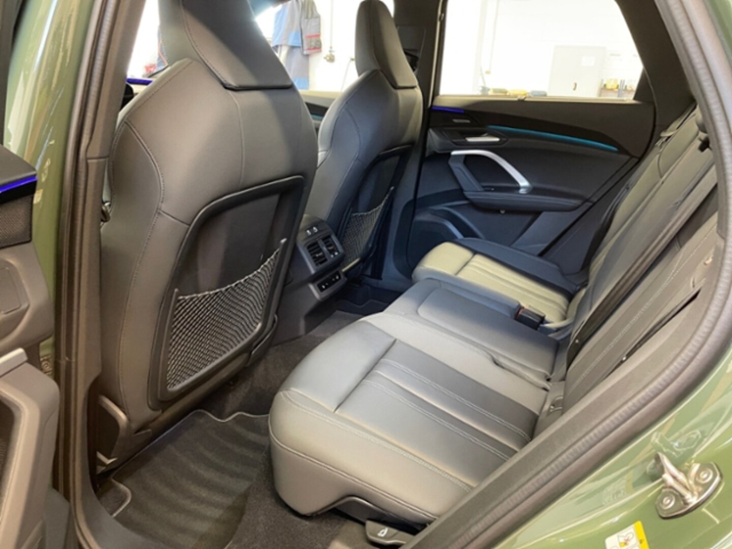 Bild über Audi Q5 SUV TDI quattro 150 kW S tronic - für weitere Informationen kontaktieren Sie den Audi Partner