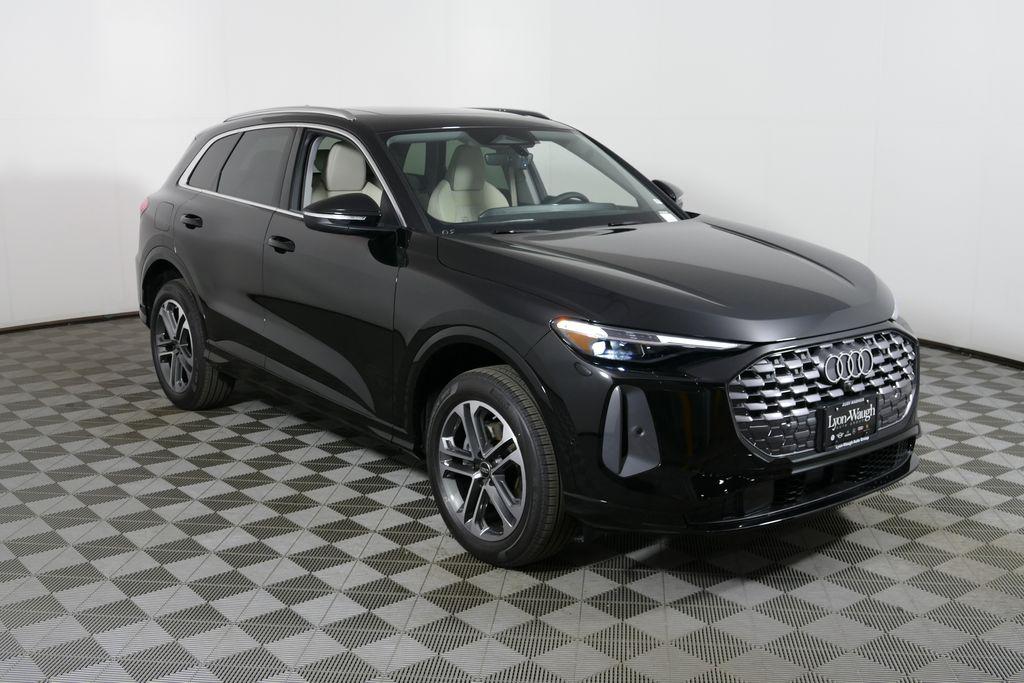 2026 Audi Q5 Premium Plus quattro's photo