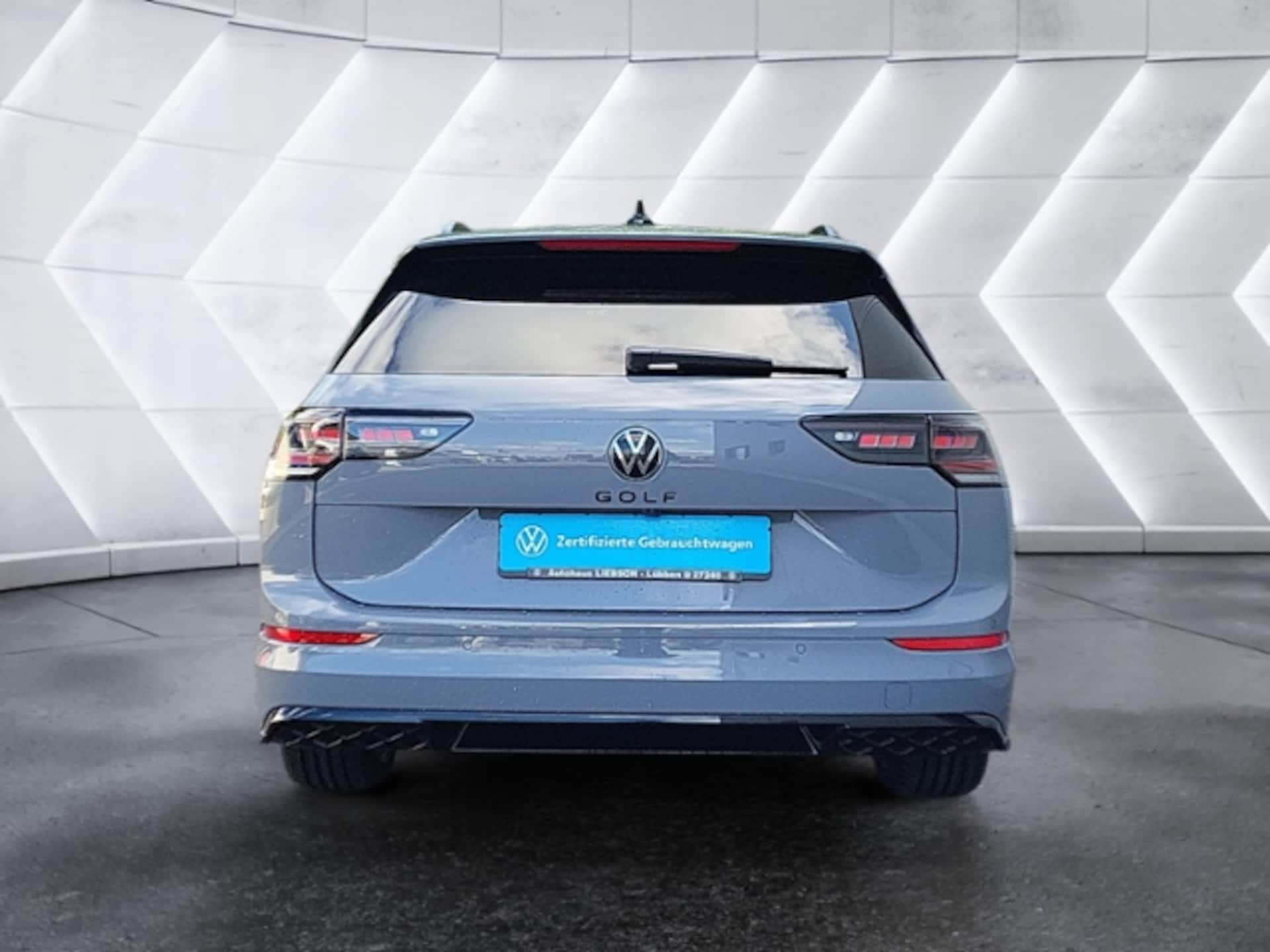 Volkswagen Golf Variant R-Line