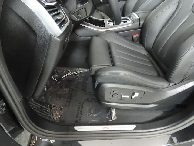 2022 BMW X5 40i - Photo 34