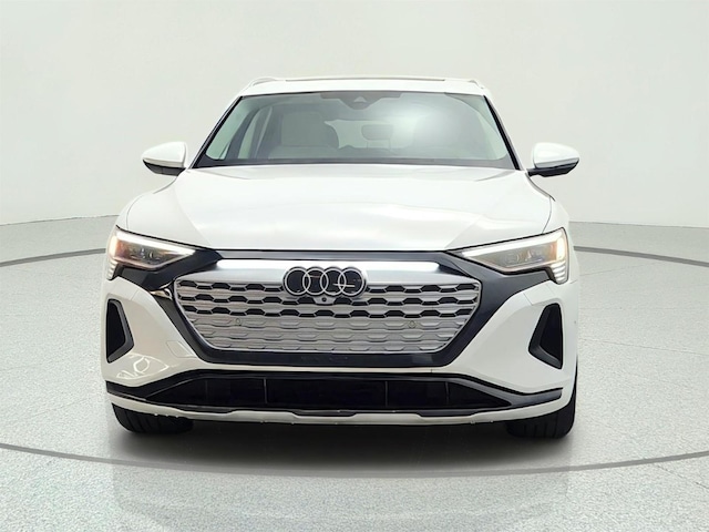 2024 Audi Q8 e-tron