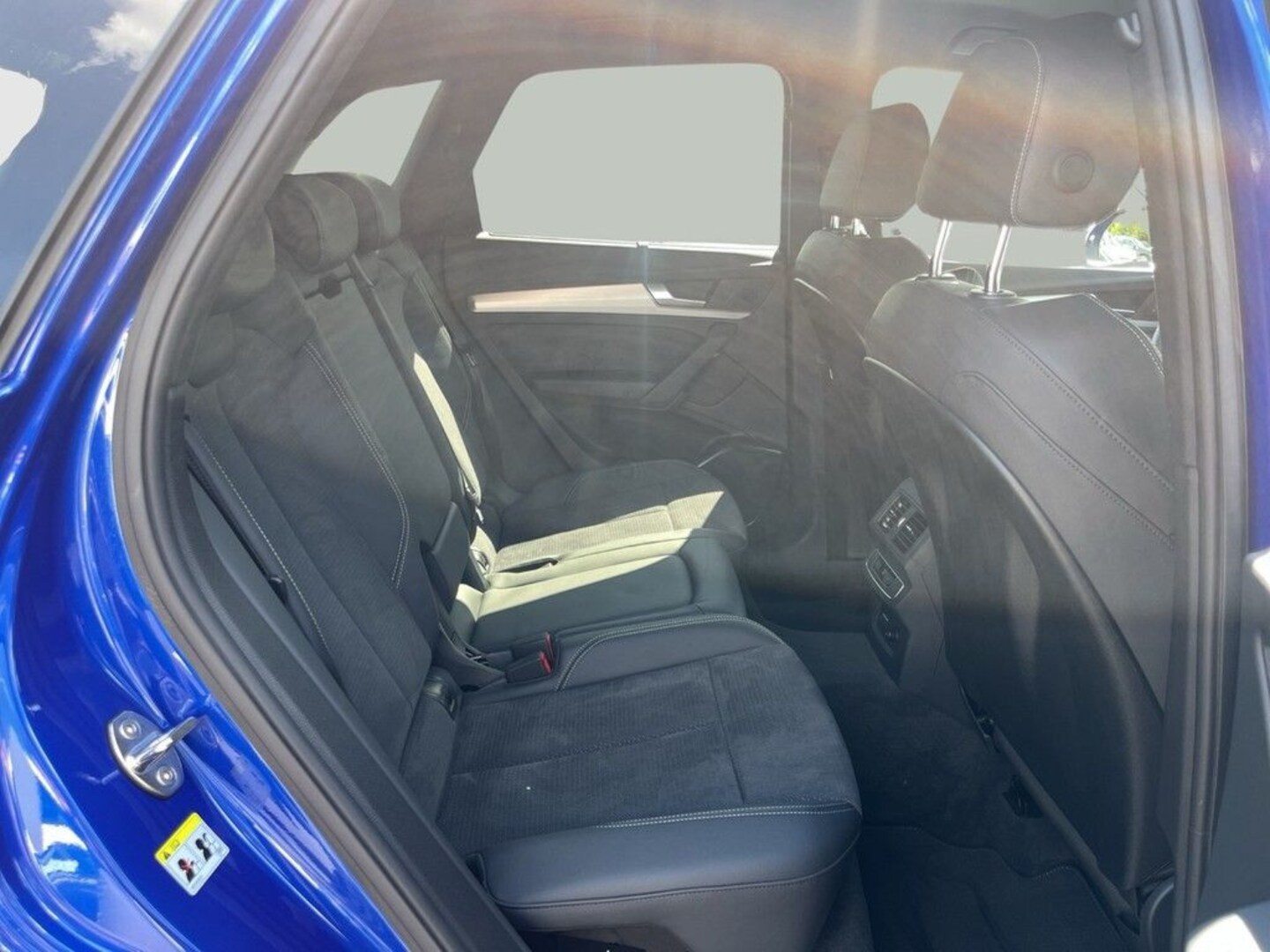Bild über Audi SQ5 TDI tiptronic - für weitere Informationen kontaktieren Sie den Audi Partner