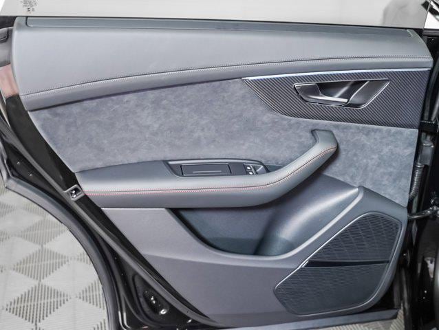 2026 Audi SQ8 Prestige - Photo 24