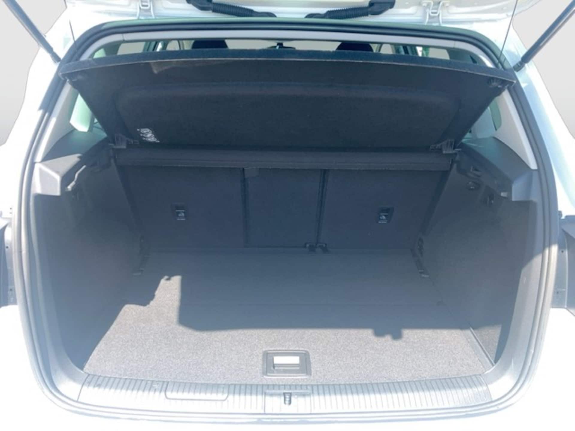 Volkswagen Golf Sportsvan Highline