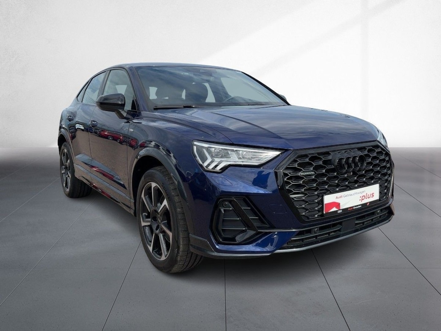 Bild über Audi Q3 Sportback S line 40 TFSI quattro S tronic - für weitere Informationen kontaktieren Sie den Audi Partner
