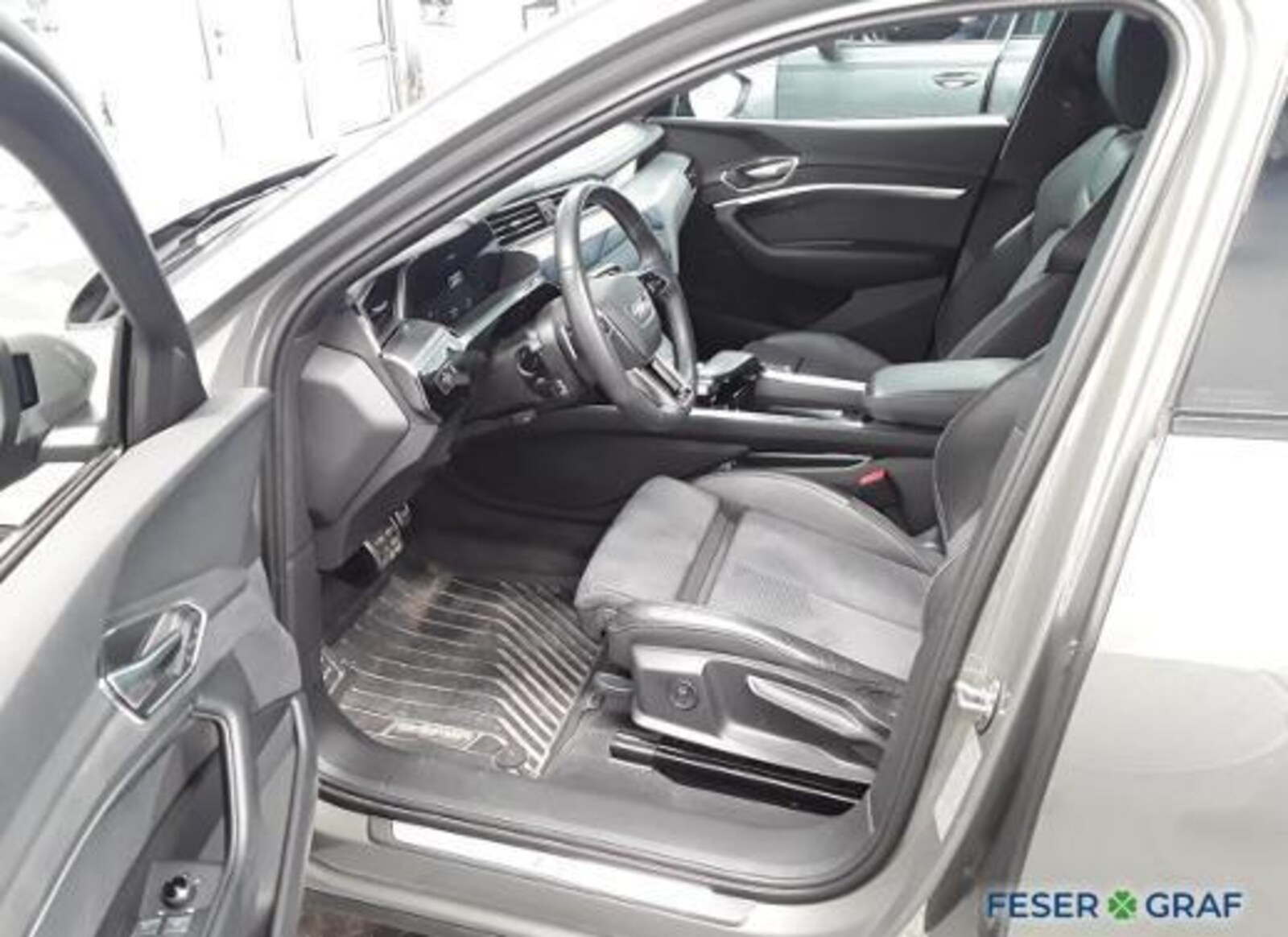 Audi Q8 Sportback e-tron – Bild 6