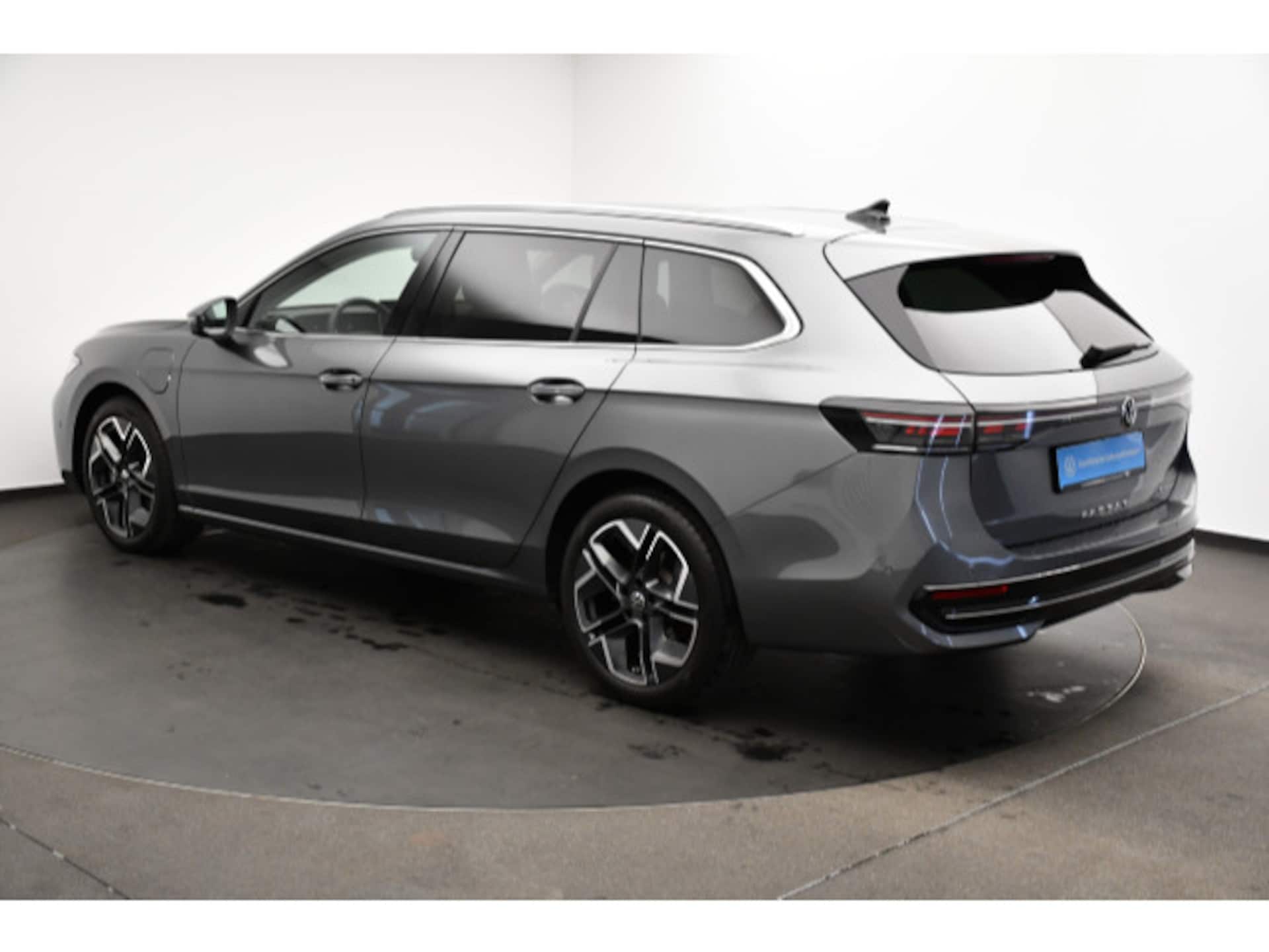 Volkswagen Passat Elegance