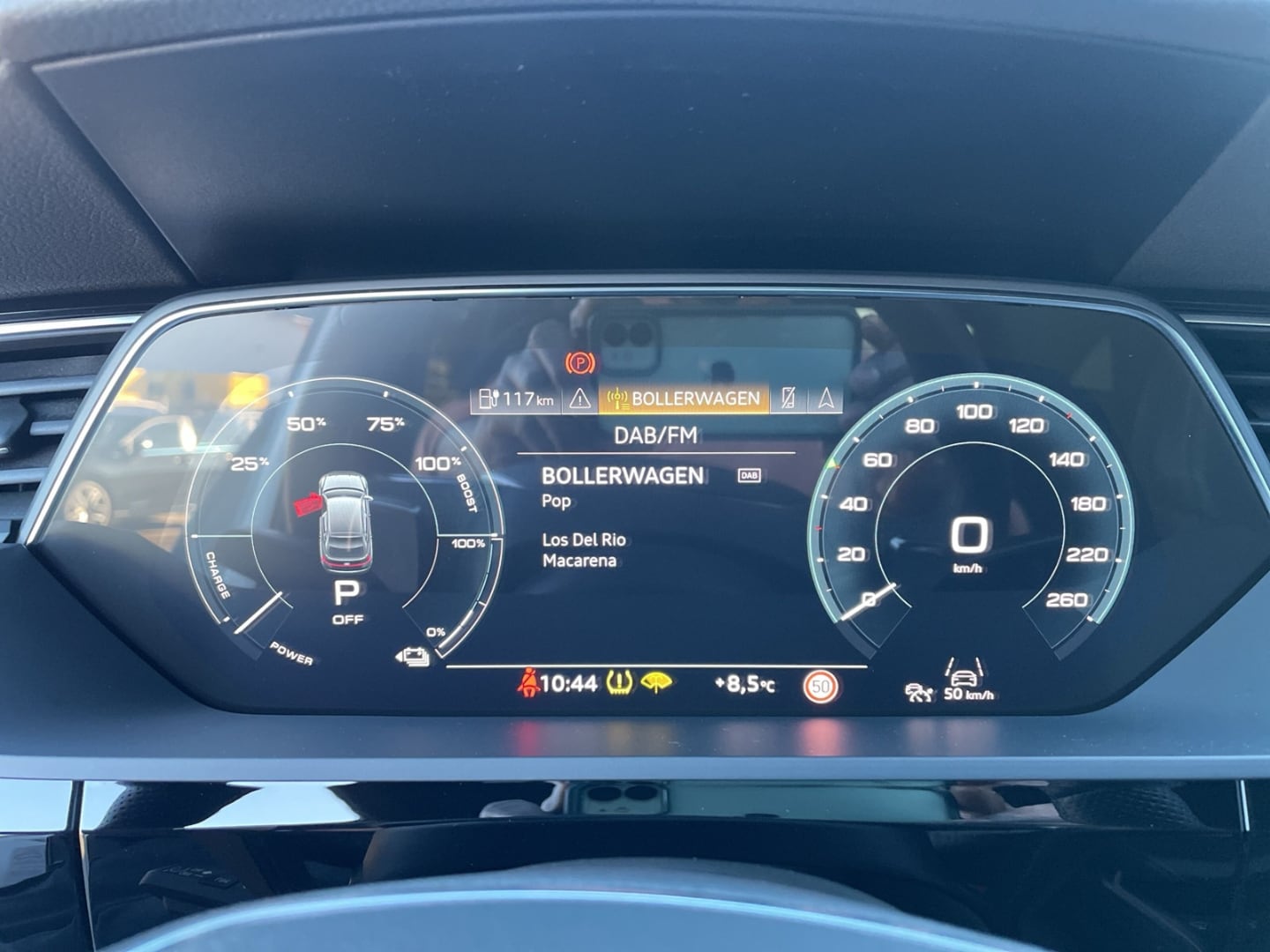 Bild über Audi e-tron S Sportback S e-tron quattro - für weitere Informationen kontaktieren Sie den Audi Partner