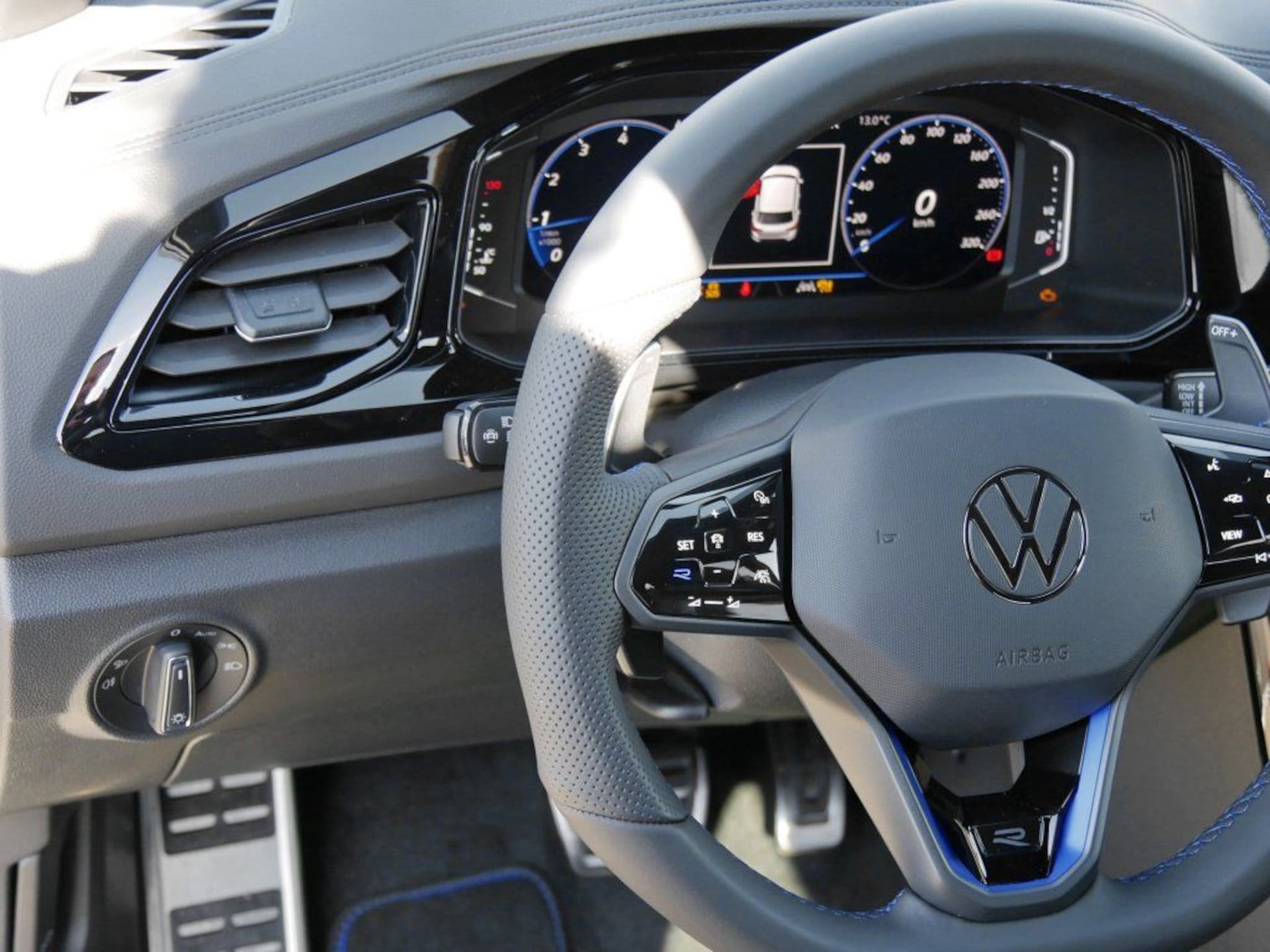 Volkswagen T-Roc R