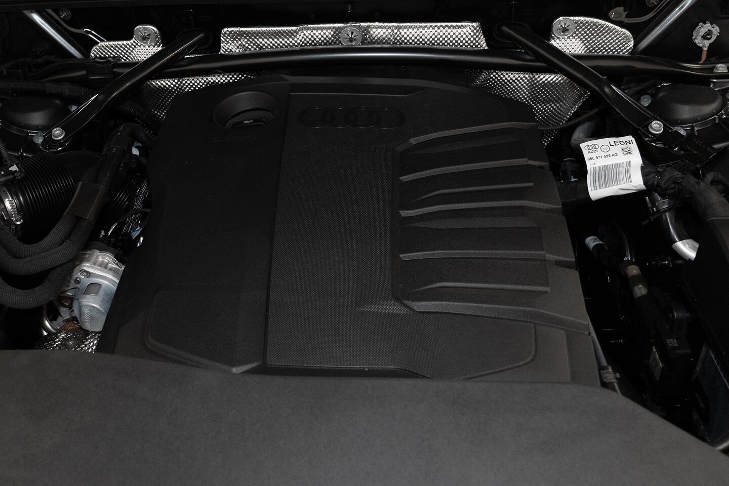 Image about Audi Q5 SUV TDI quattro 150 kW