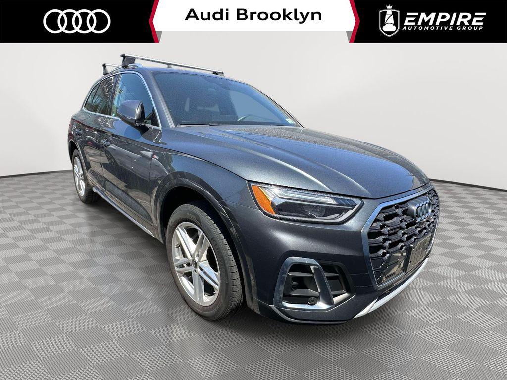 2023 Audi Q5 55 e Premium Plus's photo