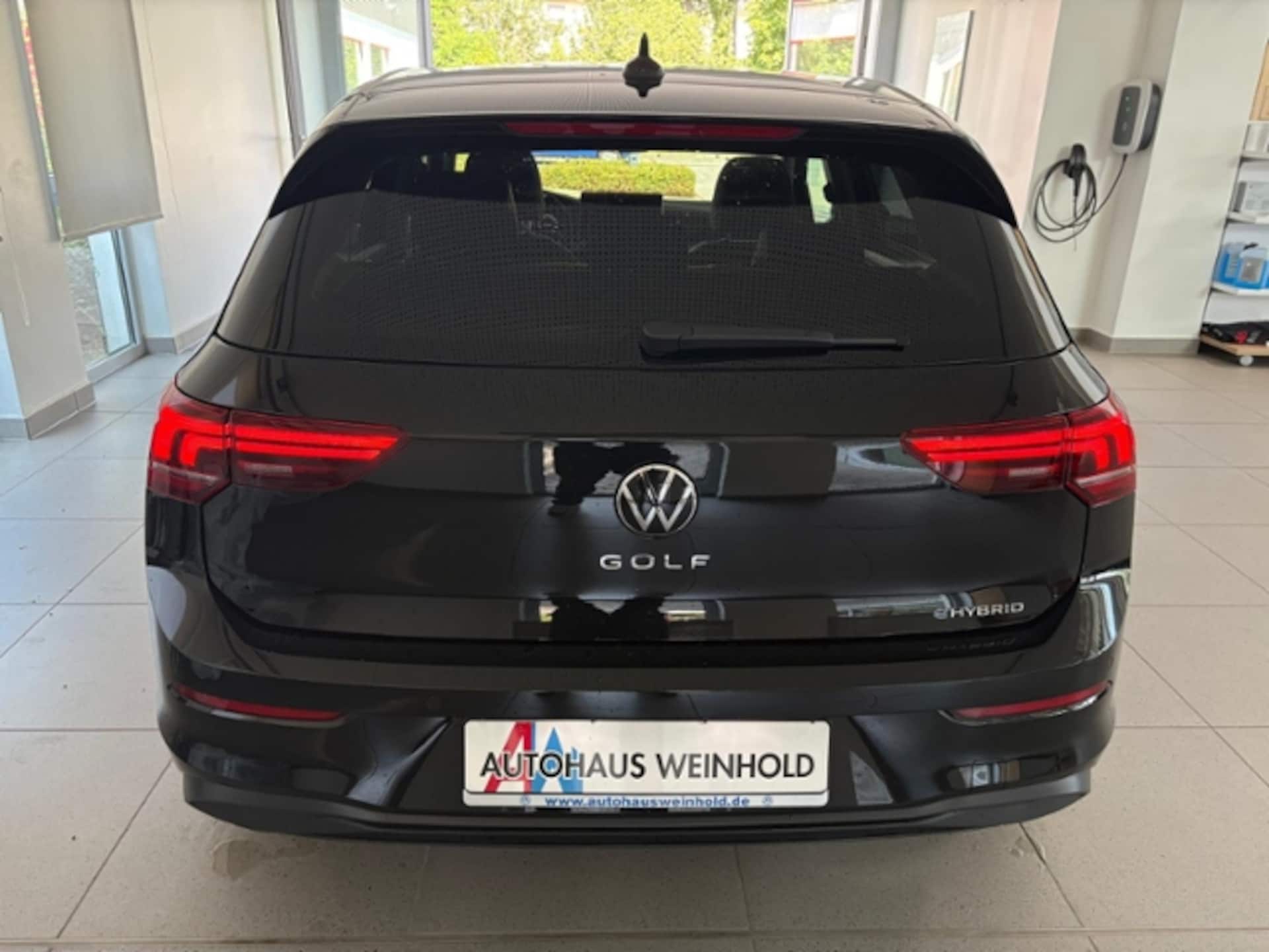 Volkswagen Golf Life