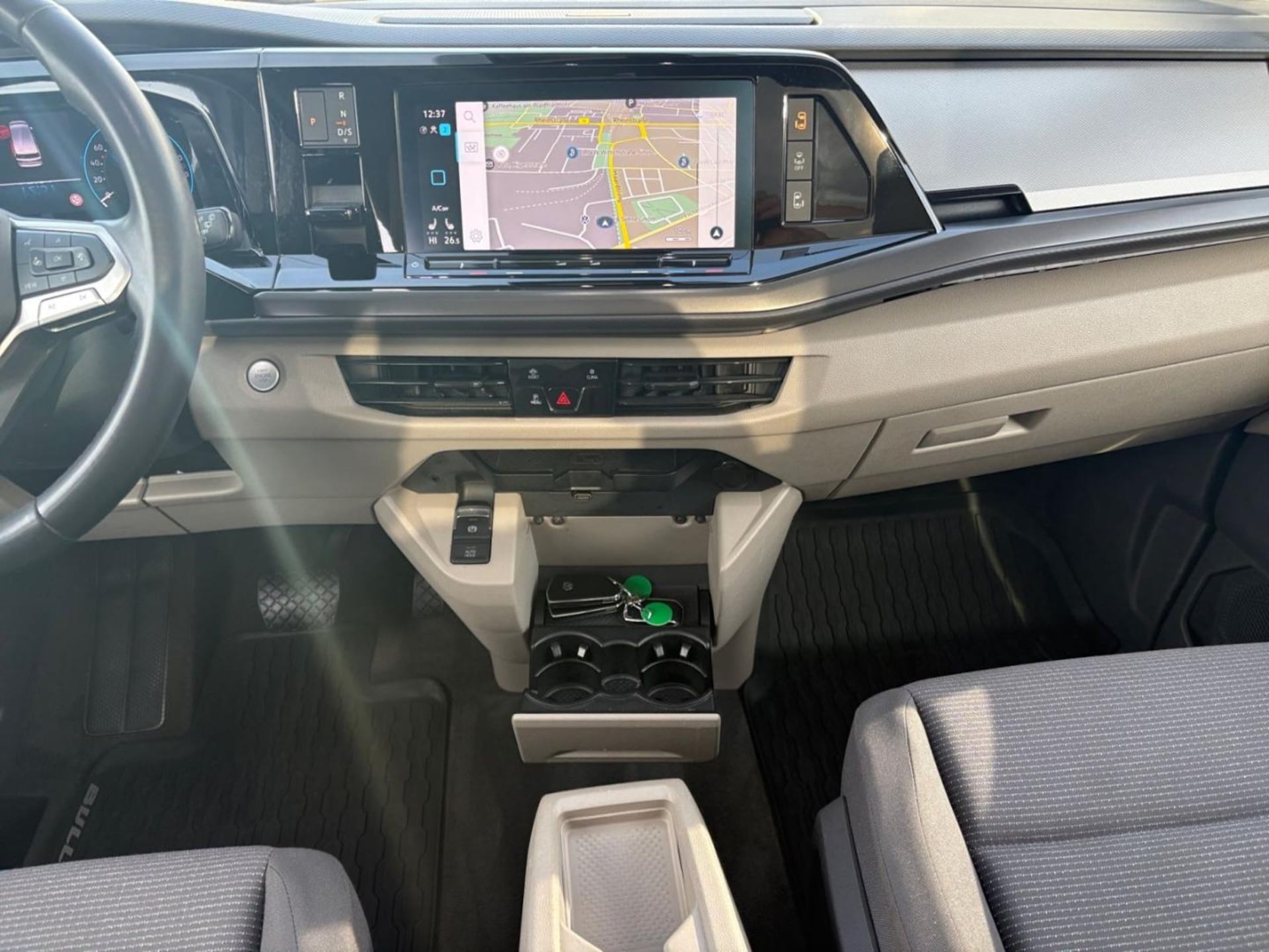 Volkswagen Multivan Basis-Modell