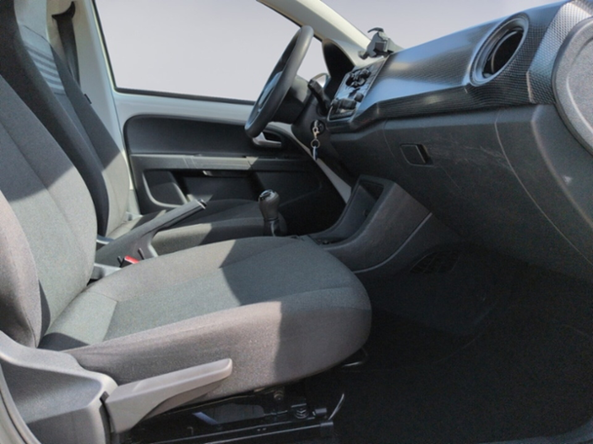 Volkswagen up! move up!