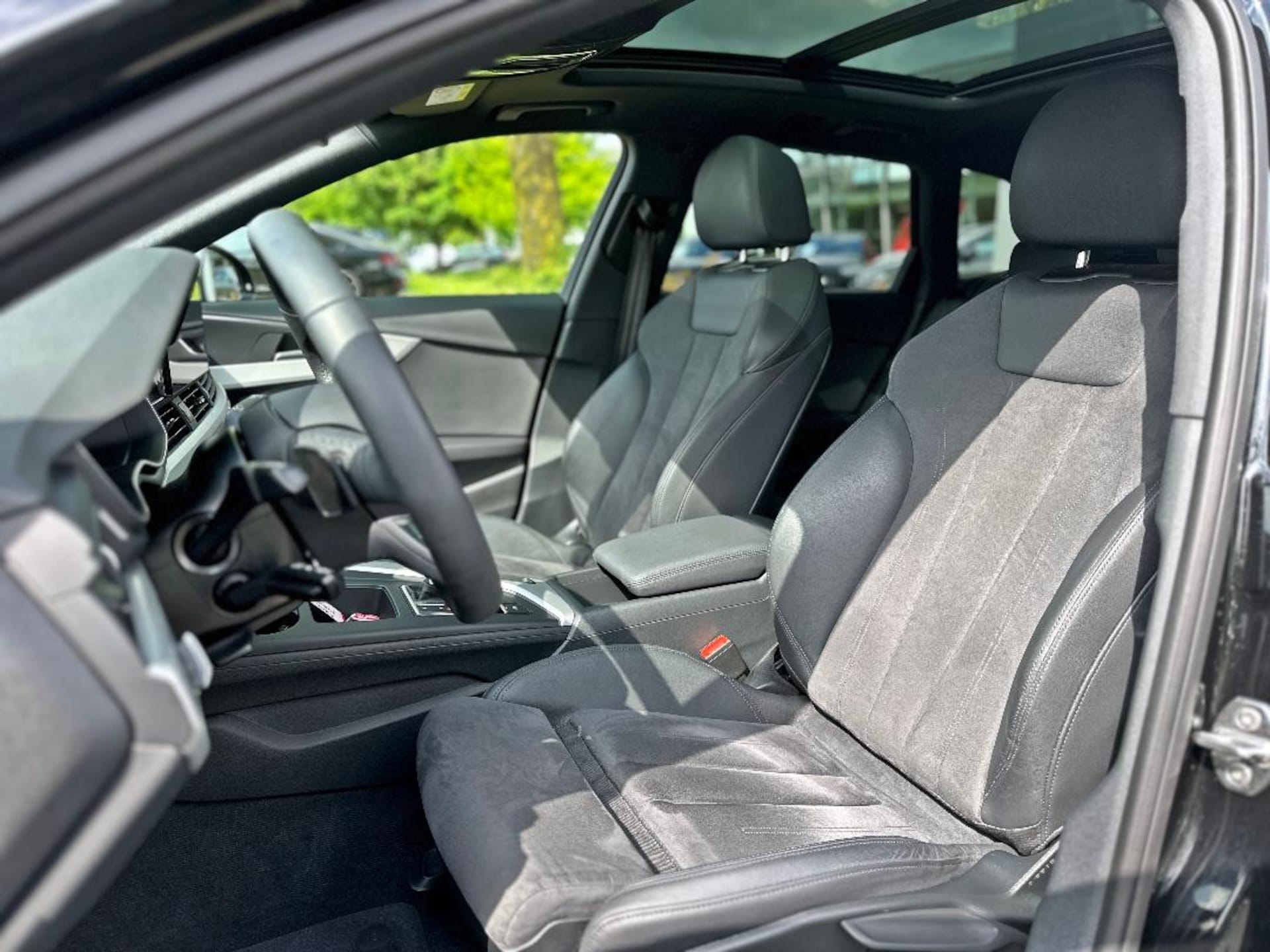 Audi A4 Avant S line