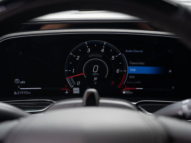2023 Cadillac Escalade V-Series - Photo 25