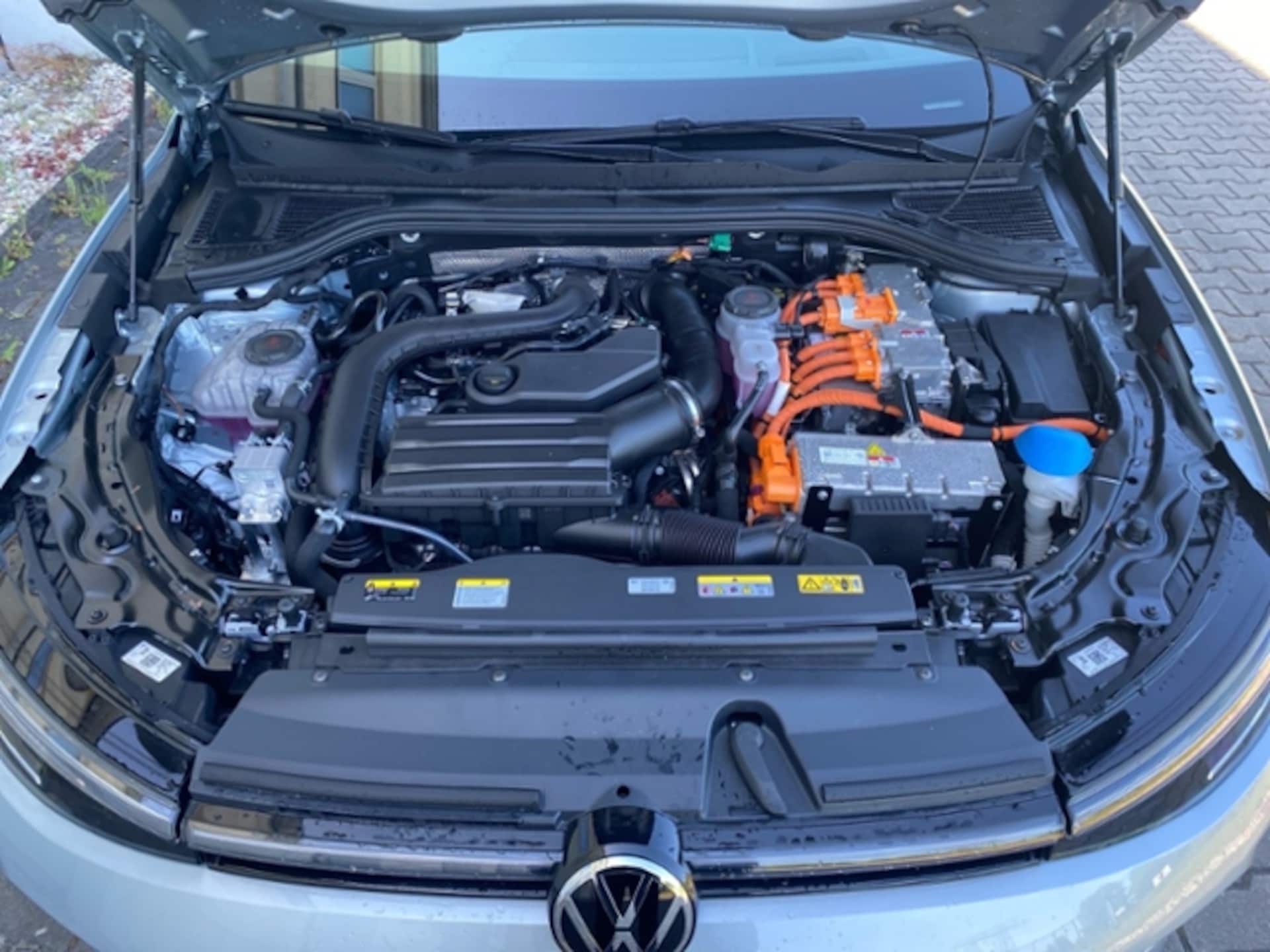 Volkswagen Passat Elegance