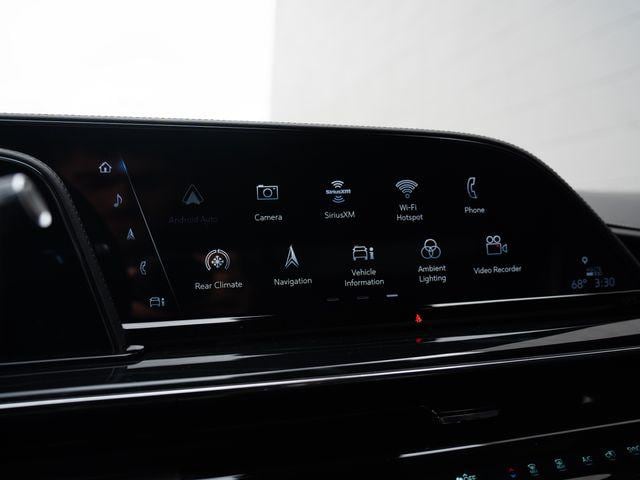 2023 Cadillac Escalade V-Series - Photo 26