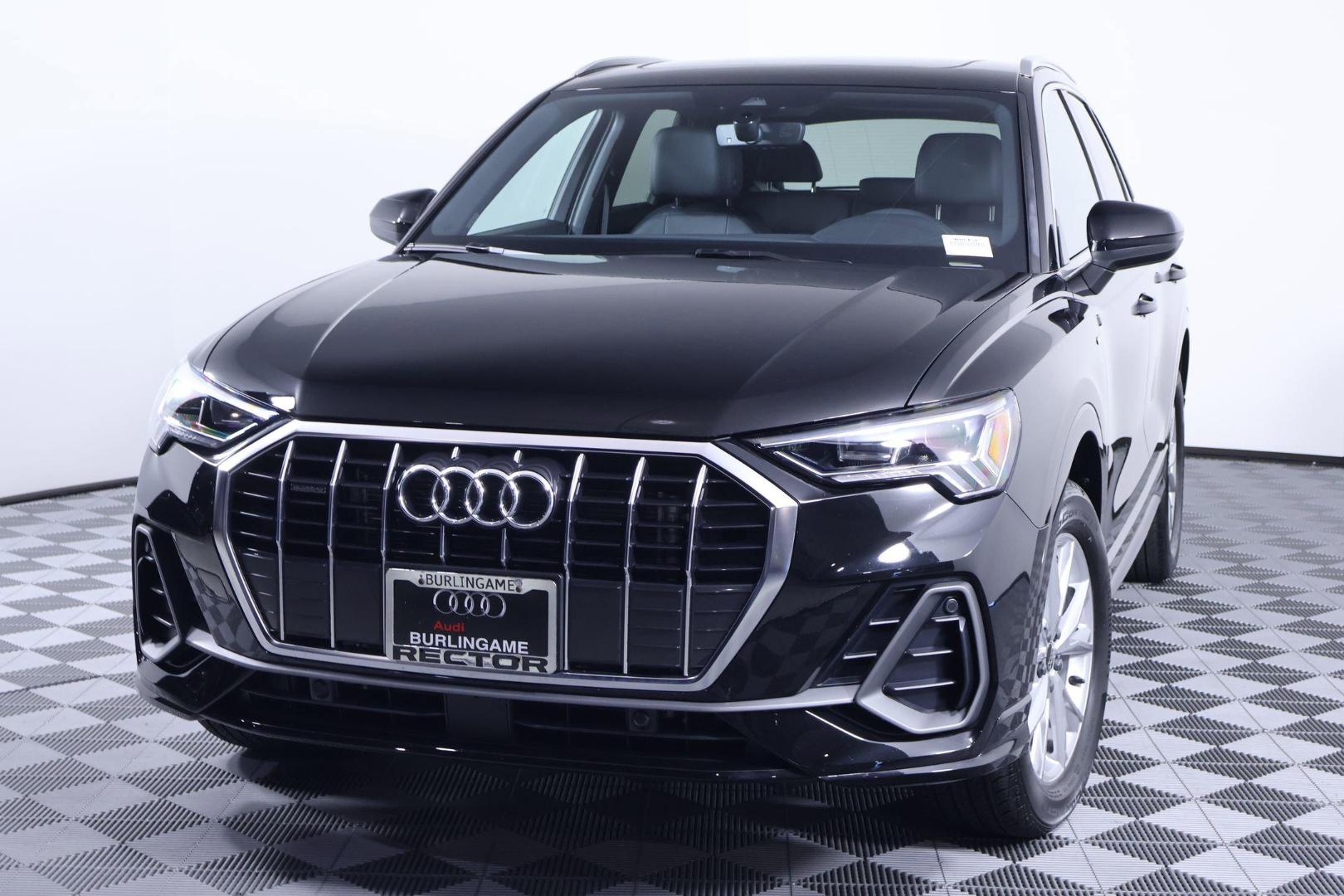 2025 Audi Q3 45 TFSI S Line Premium quattro's photo