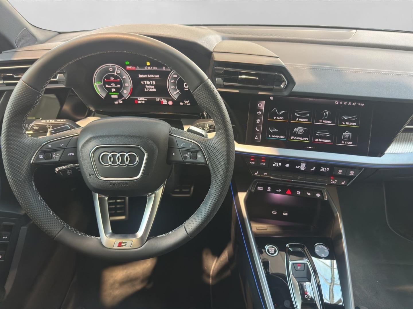 Bild über Audi A3 allstreet TFSI e TFSI e 150 kW S tronic - für weitere Informationen kontaktieren Sie den Audi Partner