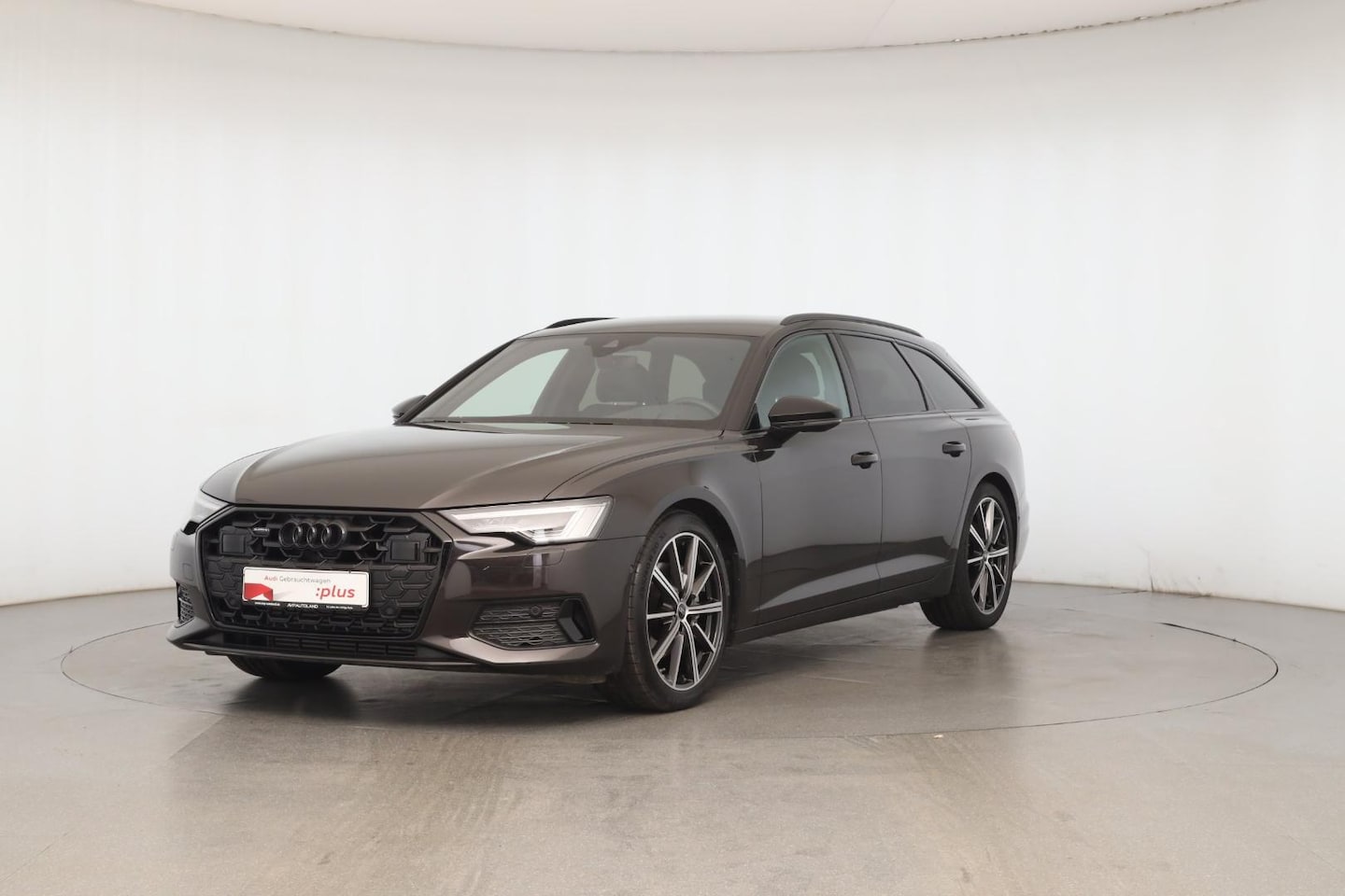 Bild über Audi A6 Avant advanced 45 TFSI quattro S tronic - für weitere Informationen kontaktieren Sie den Audi Partner