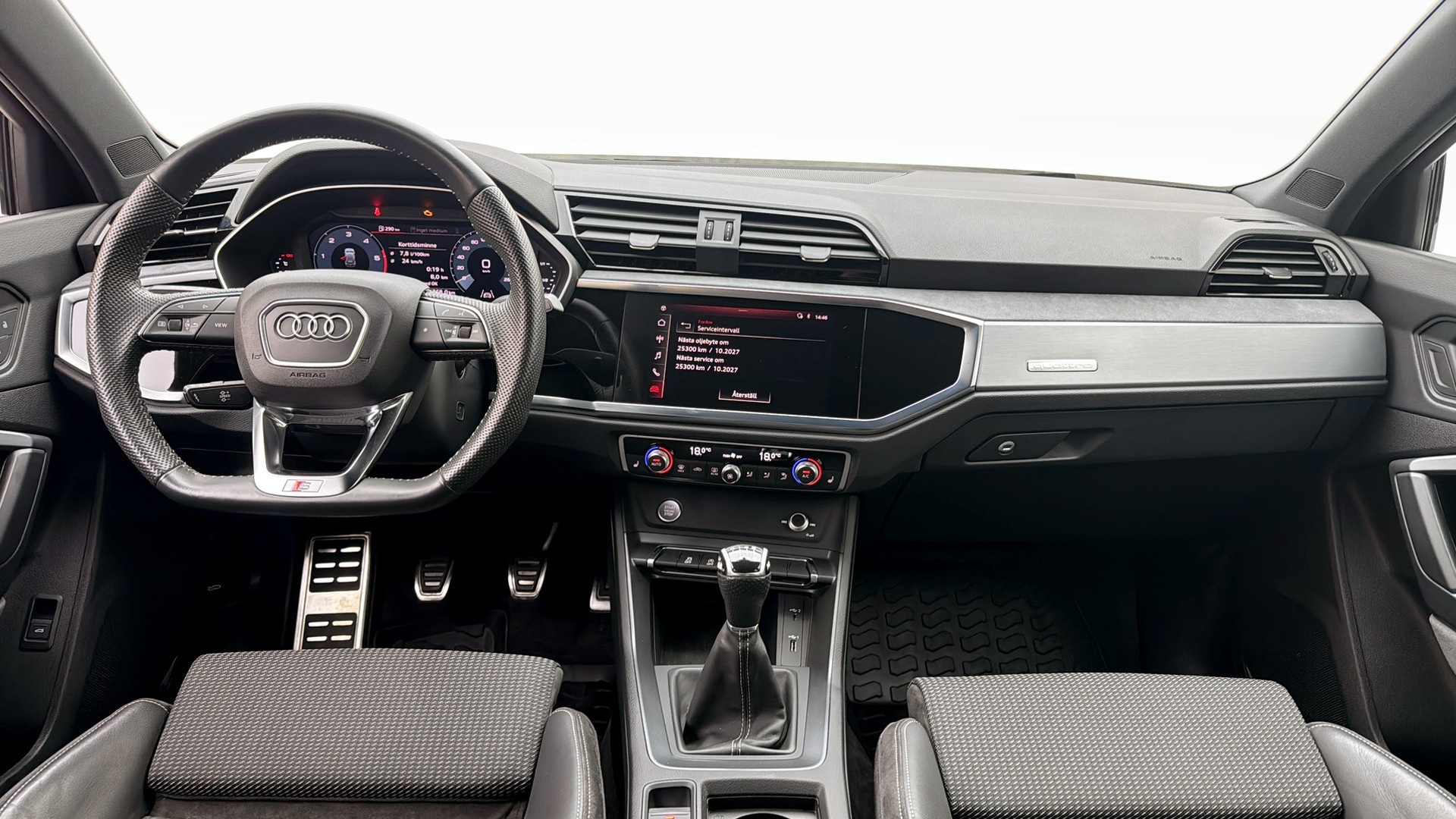 Bild som visar Audi Q3 Q3 35 TDI quattro S line 150 hk 6-växlad - för mer information kontakta din Audi Partner