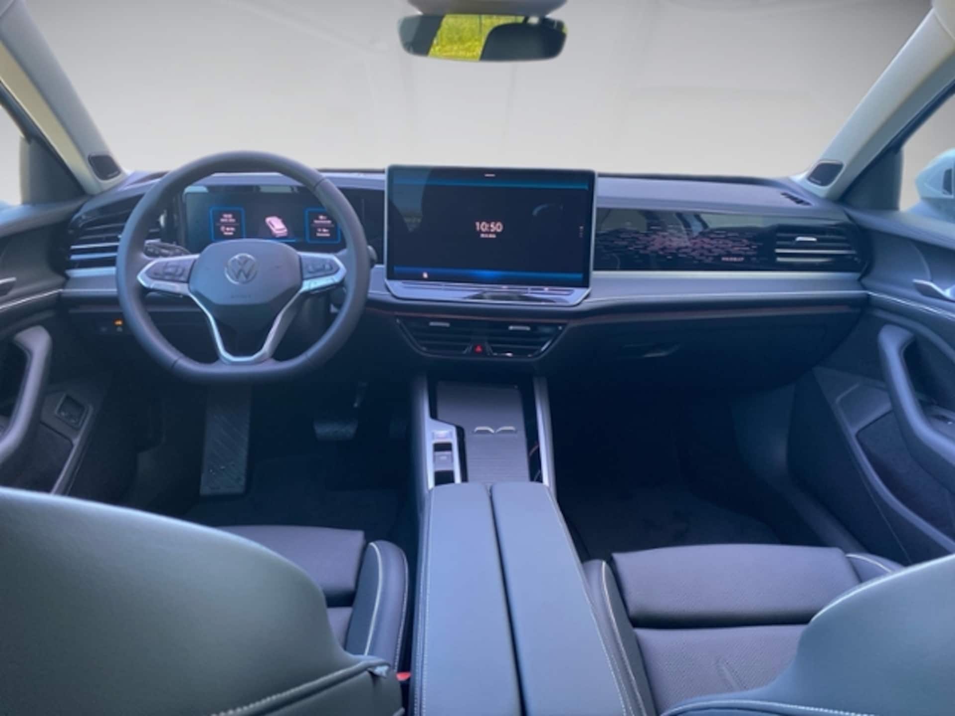 Volkswagen Passat Elegance