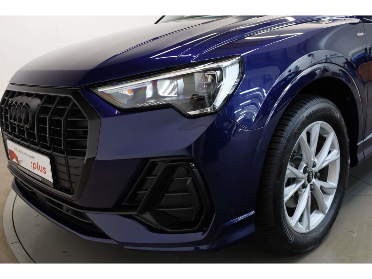 Bild über Audi Q3 TFSI 110 kW S tronic - für weitere Informationen kontaktieren Sie den Audi Partner
