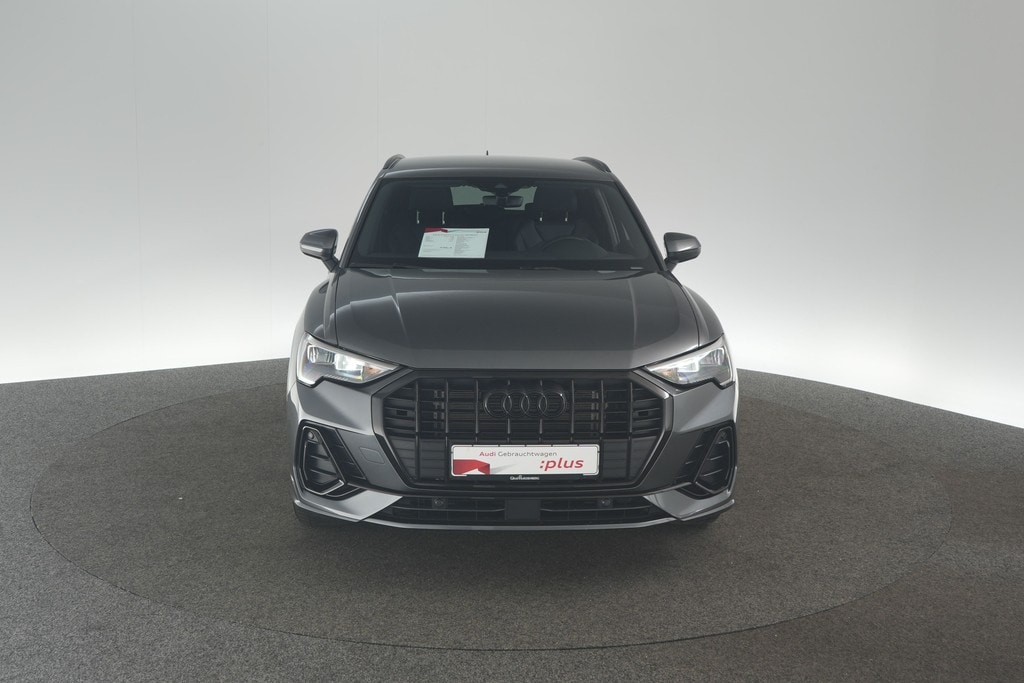 Image about Audi Q3 S line 35 TFSI S tronic