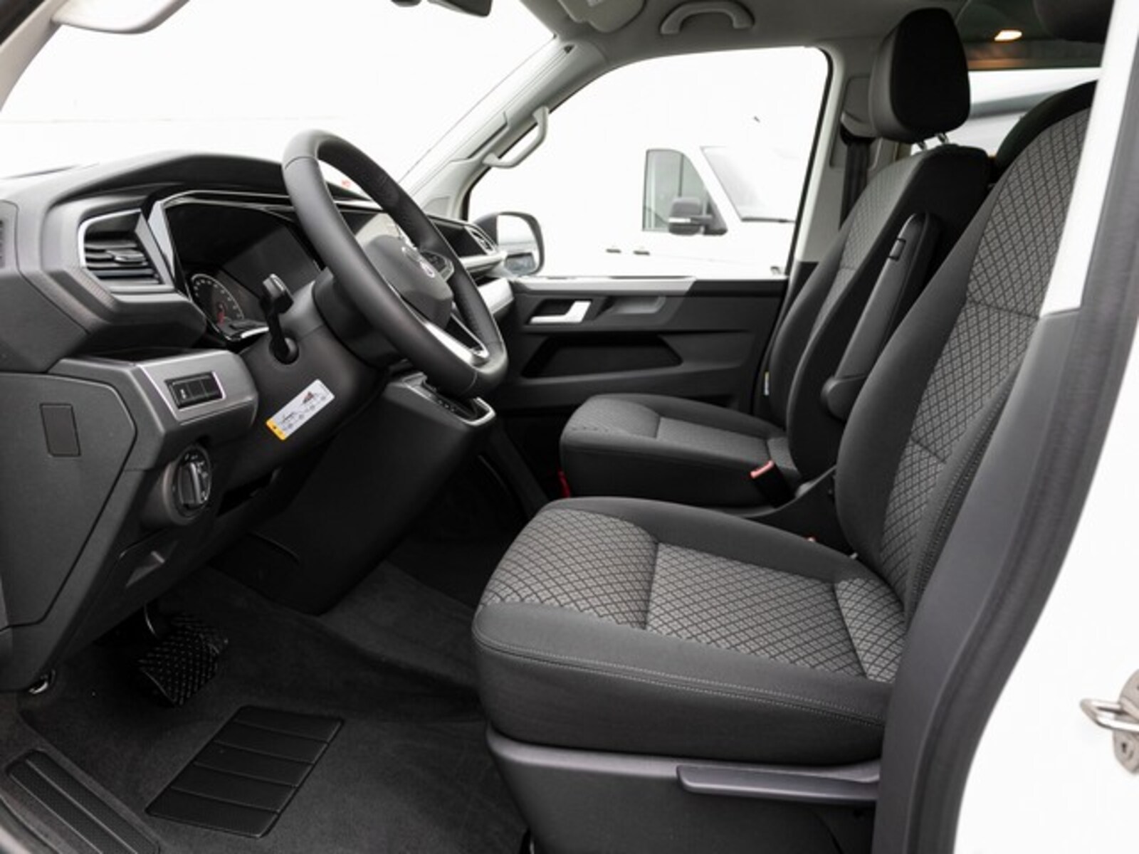 Volkswagen T6.1 California – Bild 11