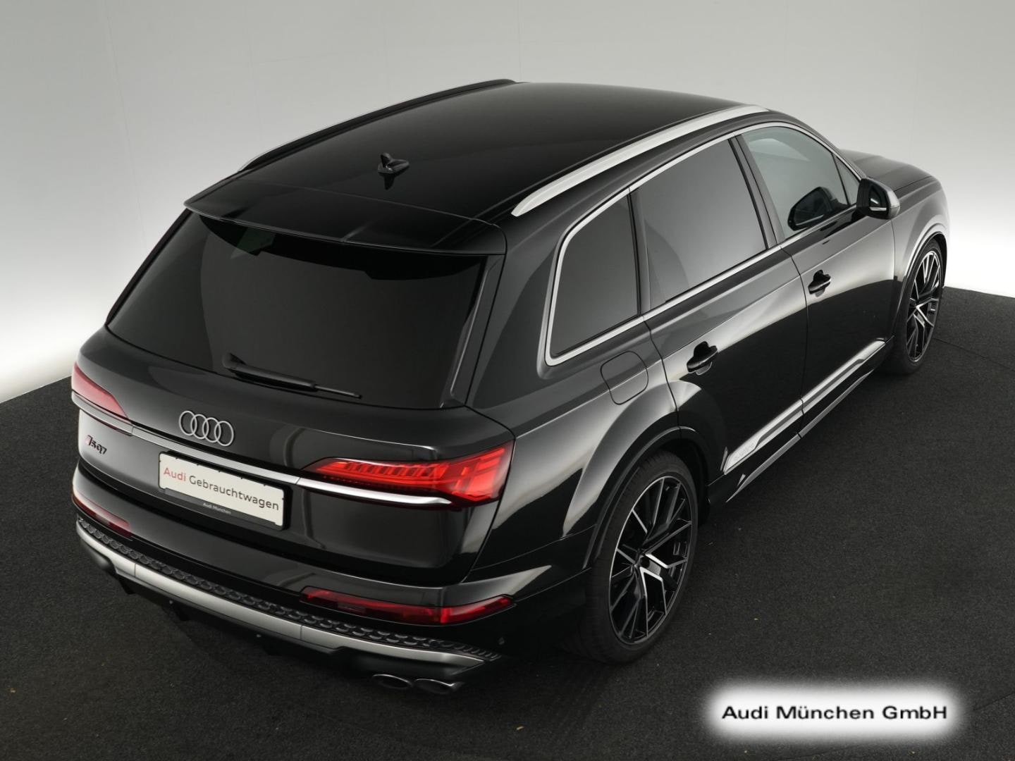 Bild über Audi SQ7 SUV TFSI quattro tiptronic - für weitere Informationen kontaktieren Sie den Audi Partner