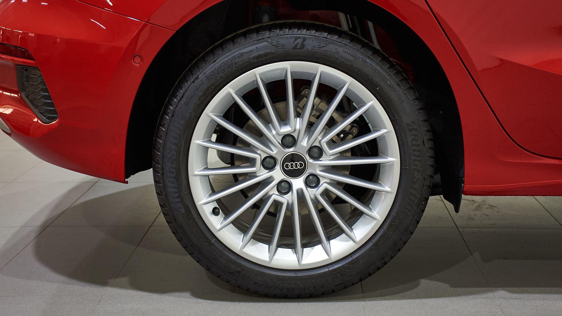 Image about Audi A3 Sportback Advanced 30 TFSI 81 kW (110 CV) 6 vel.