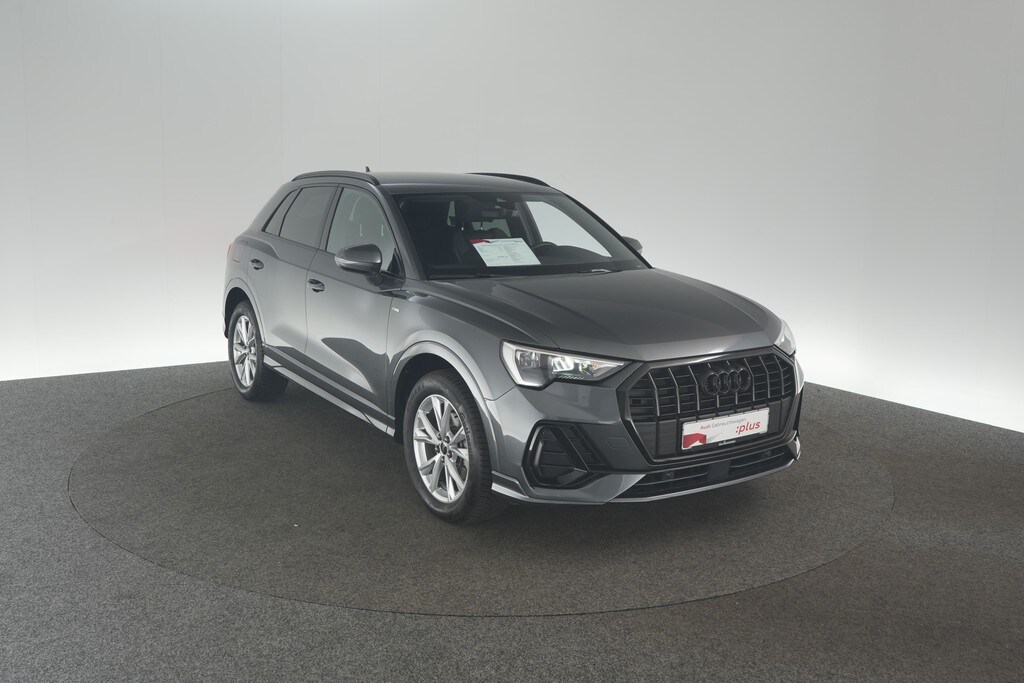 Image about Audi Q3 S line 35 TFSI S tronic