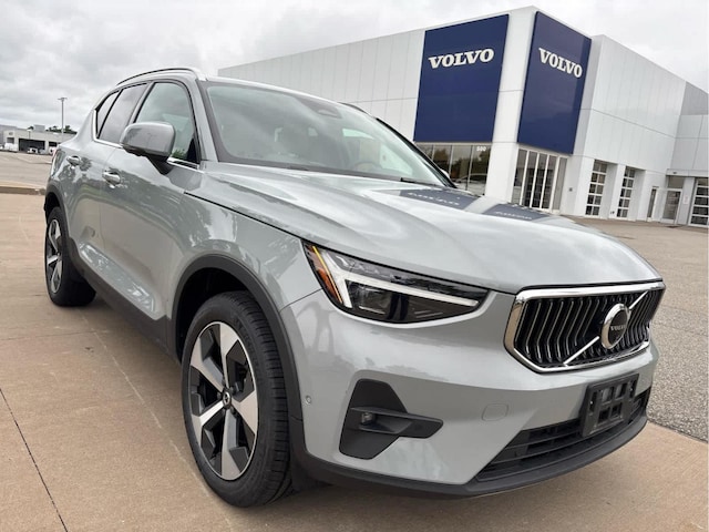 2024 Volvo XC40