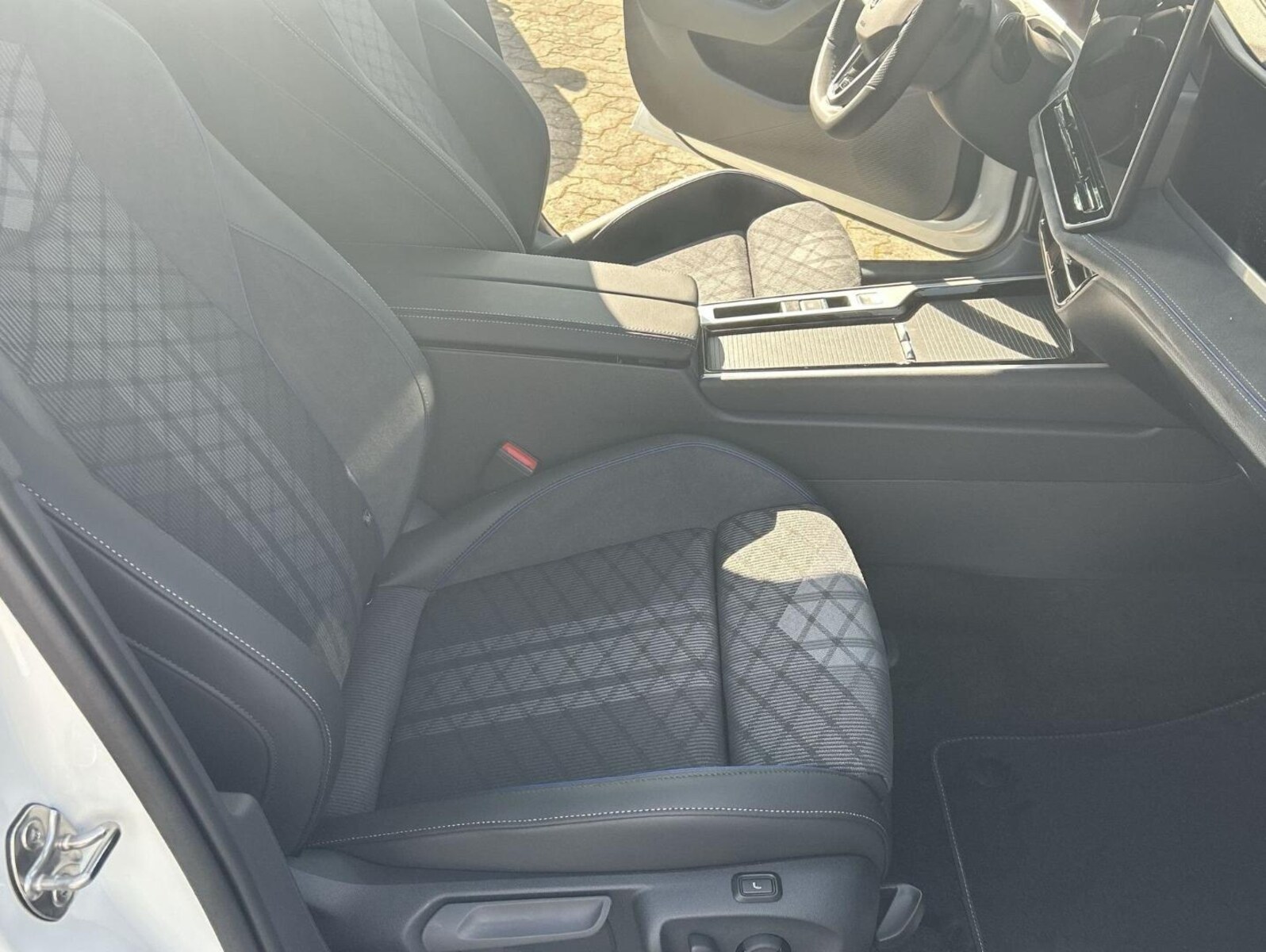 Volkswagen Passat – Bild 30